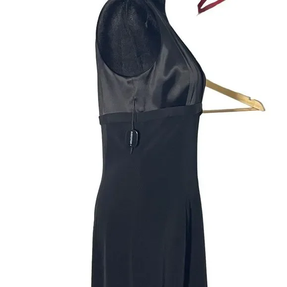 Tahari Vintage Black Low V-Neck Gown Size 6 - Picture 6 of 15